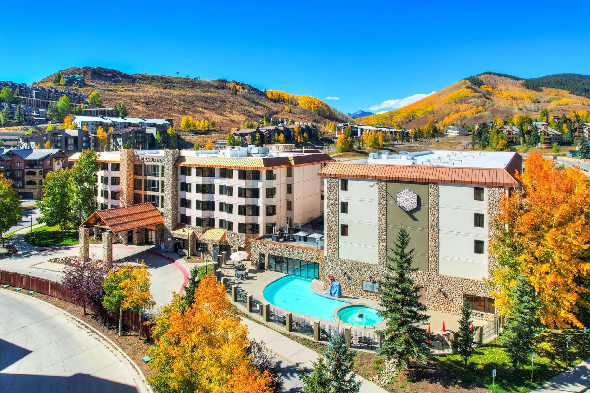 The Grand Lodge Hotel And Suites Mount Crested Butte Bagian luar foto
